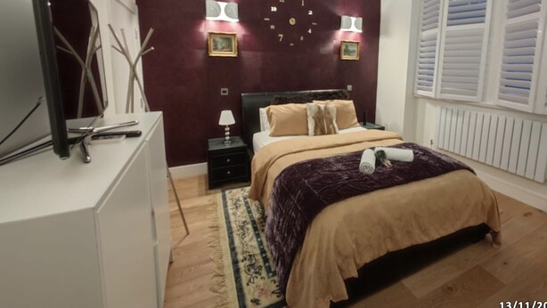 Room - Cosy London Apartment With 2 Bedrooms (London)