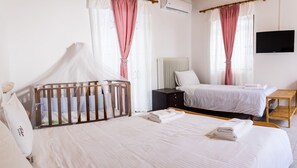 3 chambres, chambres insonorisées, fer et planche à repasser, Wi-Fi