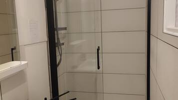 Doccia, asciugacapelli