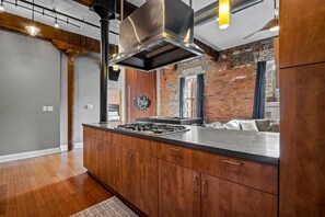 Interior - New Loft Near Convention Center (Indianapolis)