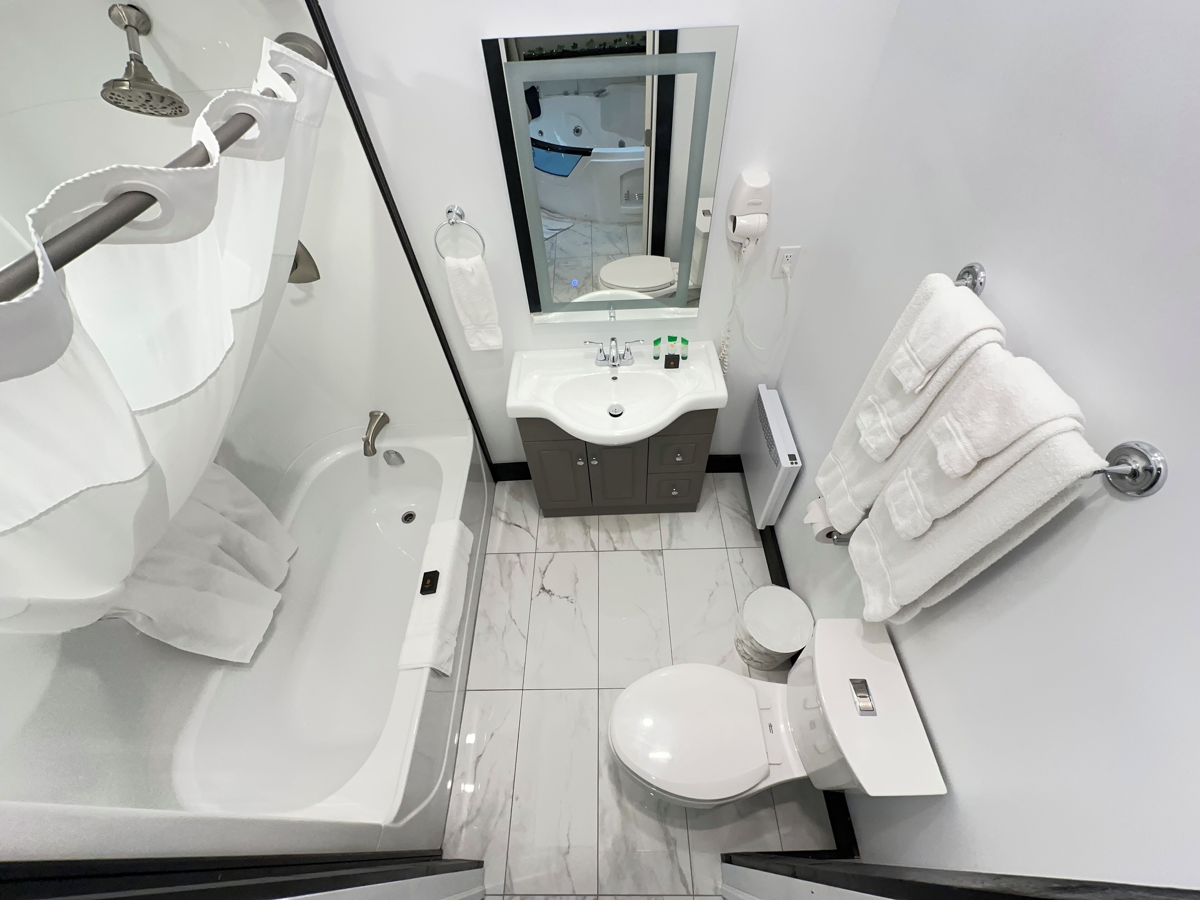 Royal Studio Suite
