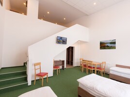 Basic Quadruple Room | Hypo-allergenic bedding, soundproofing, free WiFi