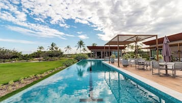 Chalet | Pool | Outdoor pool