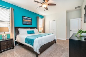 Vila, vários quartos | 9 quartos, Wi-Fi de cortesia, roupa de cama