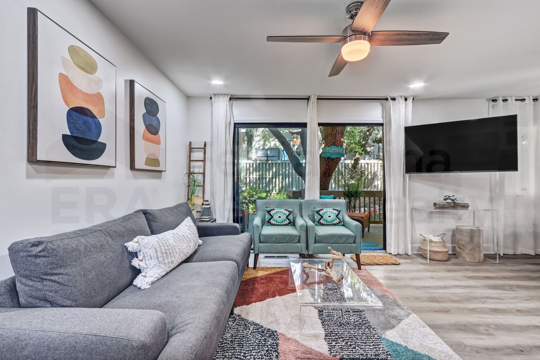 Condo, 3 Bedrooms | Living area