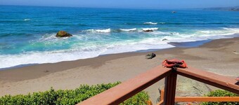 Ocean Front Cabin 12 with Private Jacuzzi & Spectacular Views (Private Beach Owned By White Rock Resort)