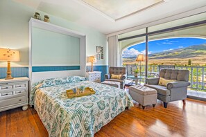 Tabla de planchar con plancha, wifi gratis y ropa de cama 