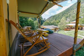 View from room - Green Camp - Adventure Glamping (Gura Teghii)