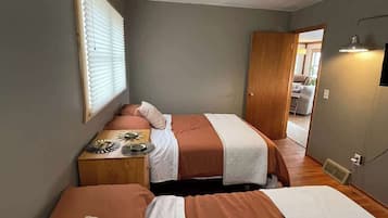 2 Schlafzimmer, Bügeleisen/Bügelbrett, WLAN, Bettwäsche