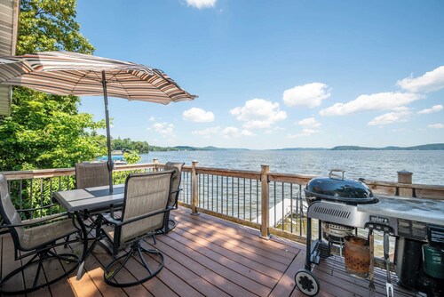 Waters Edge Cottage
