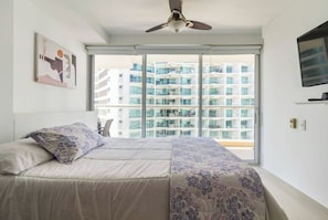 2 dormitorios, tabla de planchar con plancha, wifi gratis y ropa de cama