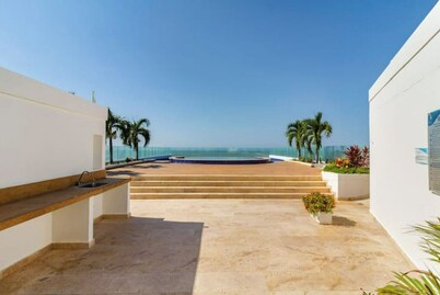 Apartment on the beach!