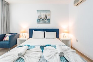 5 chambres, fer et planche à repasser, Wi-Fi