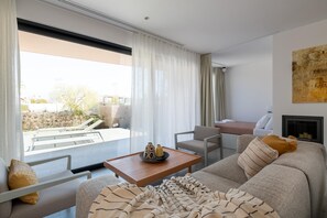 Smart TV - Nisi Living Concept - Rhodes Villa (Ialysos)