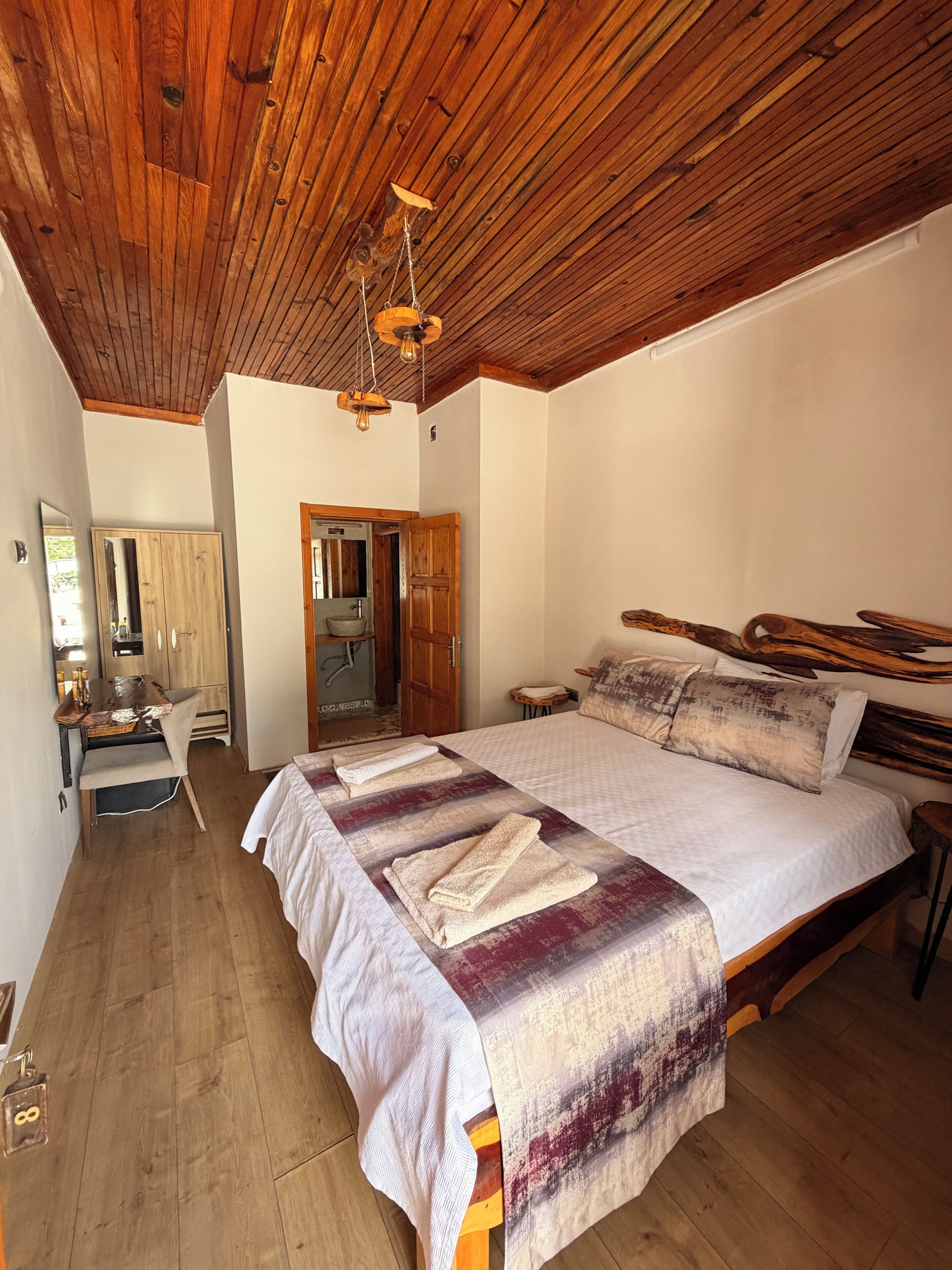 Deluxe Double Room, 1 Bedroom, Smoking, Mountain View | Laptop workspace, iron/ironing board, free WiFi
