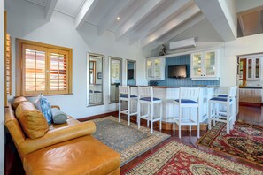 In-room dining - San Lameer Villa 14304 (Southbroom)