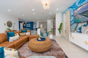 Smart TV, video games, ping pong, books - Epic Themes | Pool/Hot Tub | Theater & Game Room (Reunion)