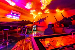 Game room - Epic Themes | Pool/Hot Tub | Theater & Game Room (Reunion)