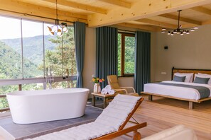 Panorama-Zimmer | Hochwertige Bettwaren, Select-Comfort-Betten, Minibar
