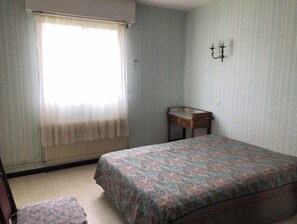 2 chambres, draps fournis