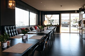 Free daily buffet breakfast - HOTEL SALUS (Pescara)