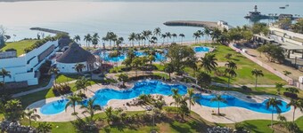 Villa 12T: Private Pool & Beach Club Access