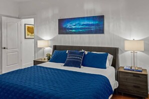 4 bedrooms, desk, iron/ironing board, WiFi