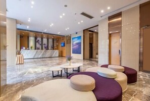 Interior - Lavande Hotel (Huawei Gangtou Metro Station) (Shenzhen)