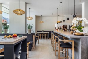 Bar (on property) - Gardea Soulfamily Resort (Nago-Torbole)