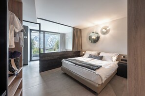 Junior Studio Suite, Balcony, Partial Lake View | Hypo-allergenic bedding, down comforters, minibar, in-room safe - Gardea Soulfamily Resort (Nago-Torbole)