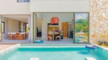 Piscina externa