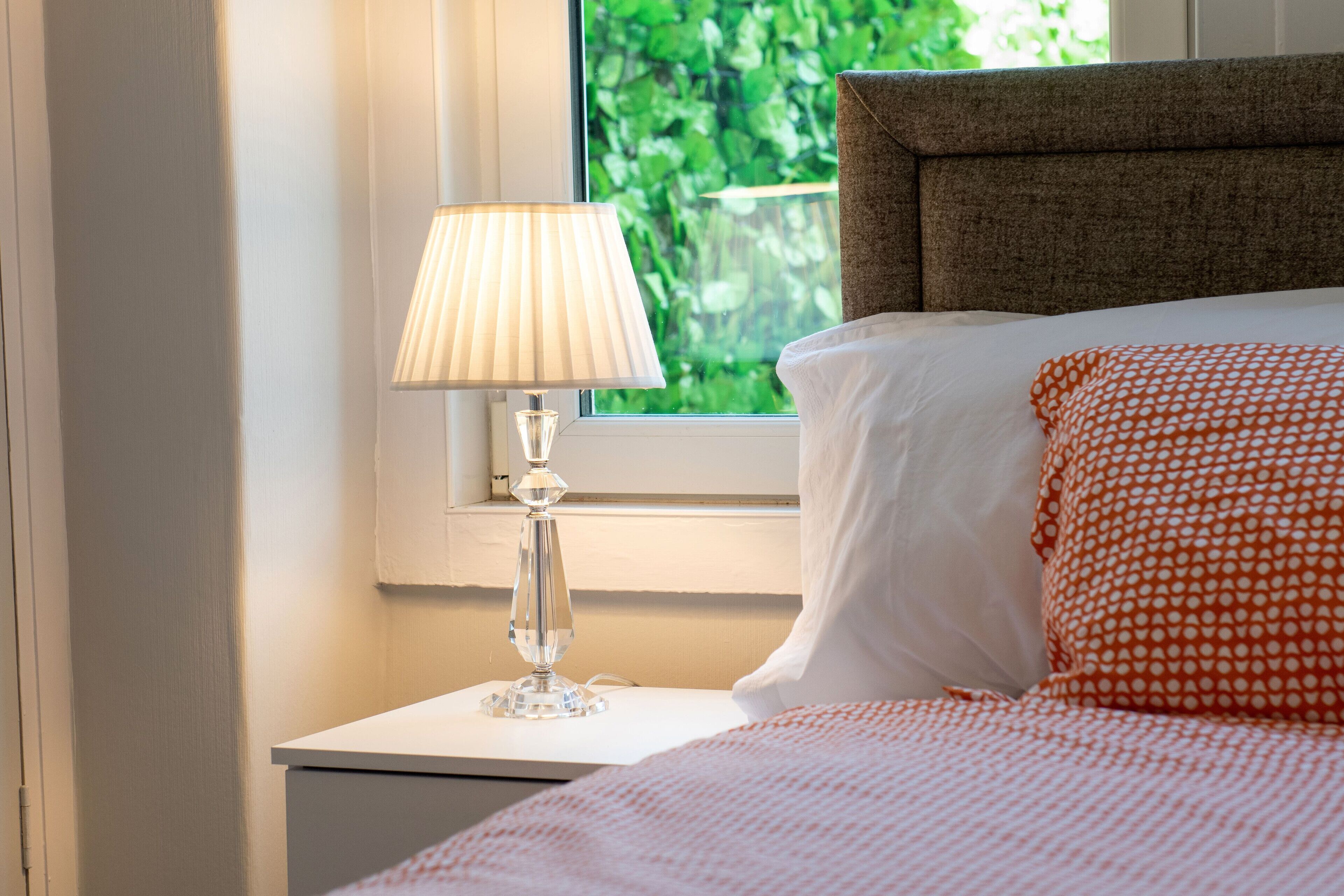 2 dormitorios, tabla de planchar con plancha, wifi gratis y ropa de cama