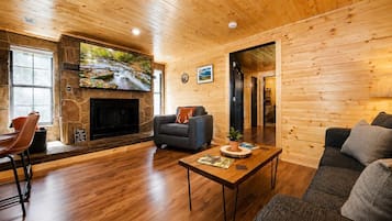 TV, fireplace, offices