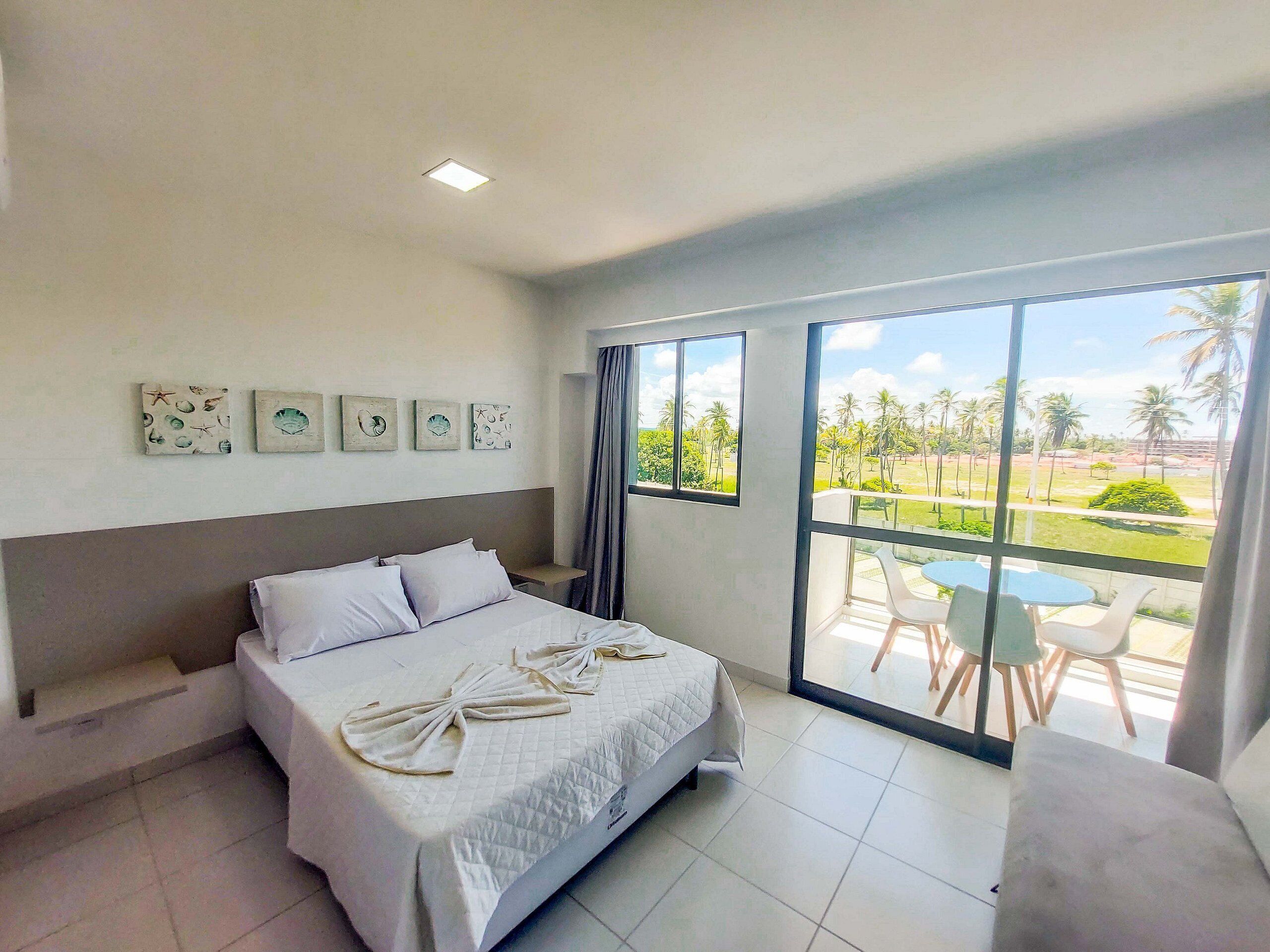 Studio Apartment - Mana Beach Experience (B13-1)