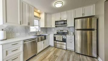 Microwave, oven, stovetop, dishwasher