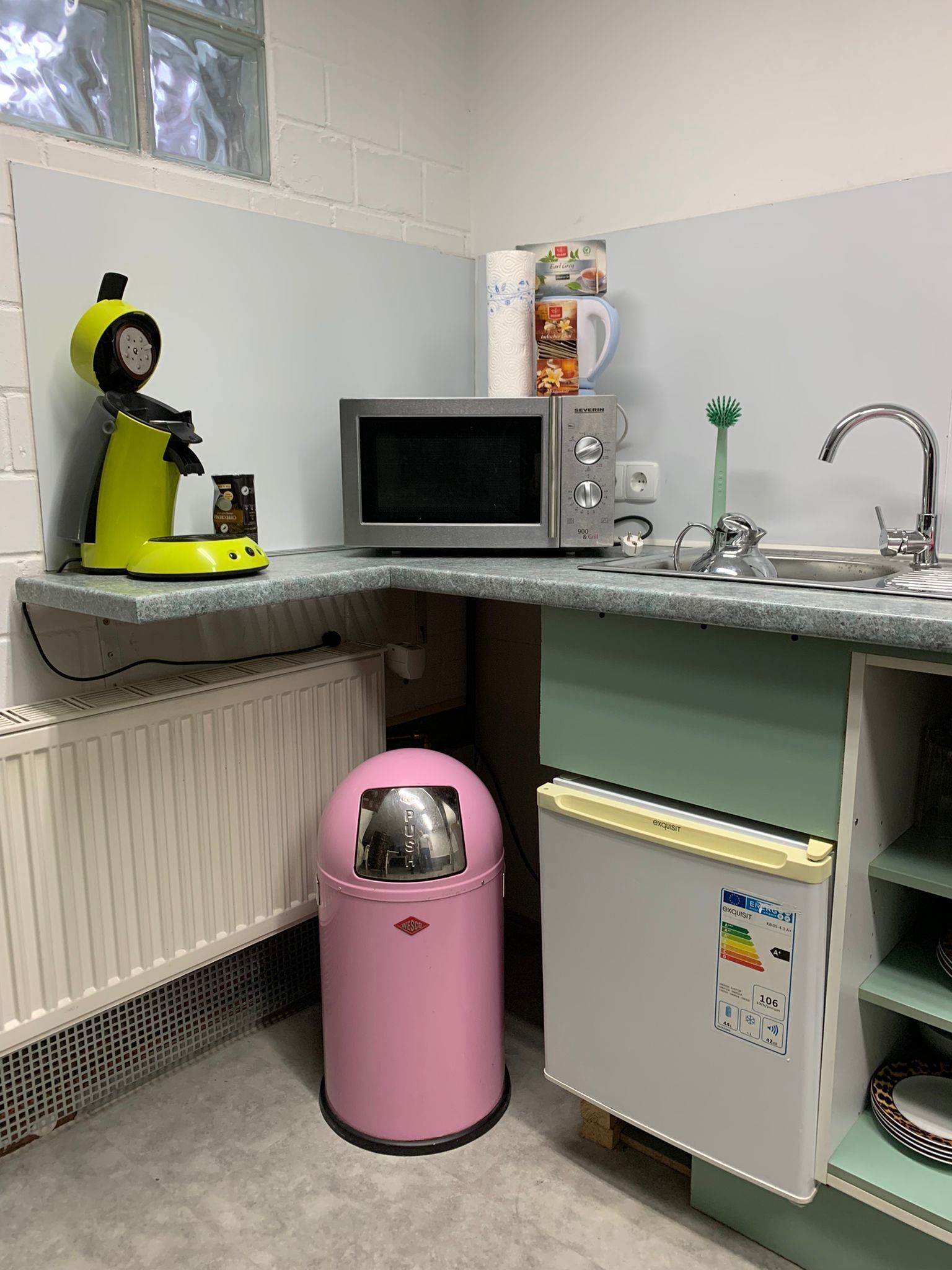 W-Lan, Office, zwischen Köln und Düsseldorf die Natur am Rhein genießen