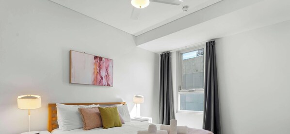 1 bedroom, desk, iron/ironing board, WiFi - 1BR Adelaide CBD Apt /The Best Location/ (Adelaide)