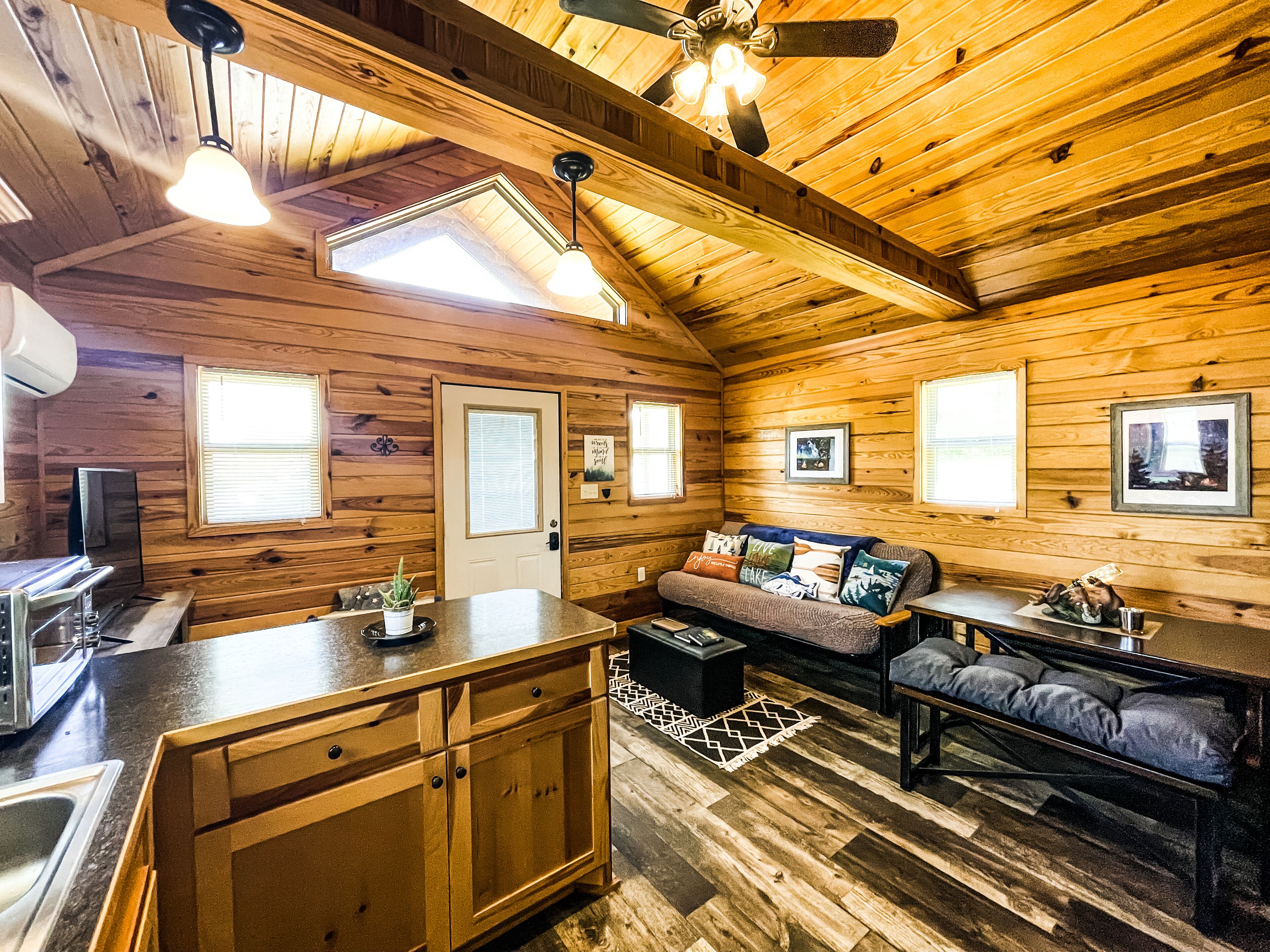 Cabin #1•1 mi to DeGray Lake