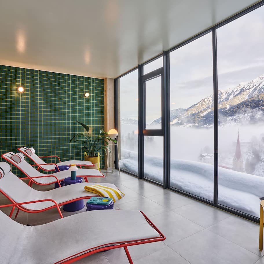 Sauna, steam room, body treatments, body scrubs, facials