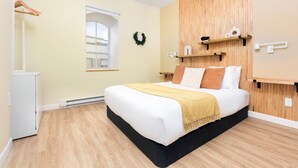 1 slaapkamer, een strijkplank/strijkijzer, wifi, beddengoed