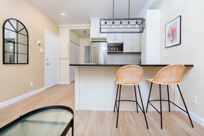 Interior - Top floor 1 bedroom + XXL terrace (Québec City)