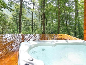 Bain à remous extérieur