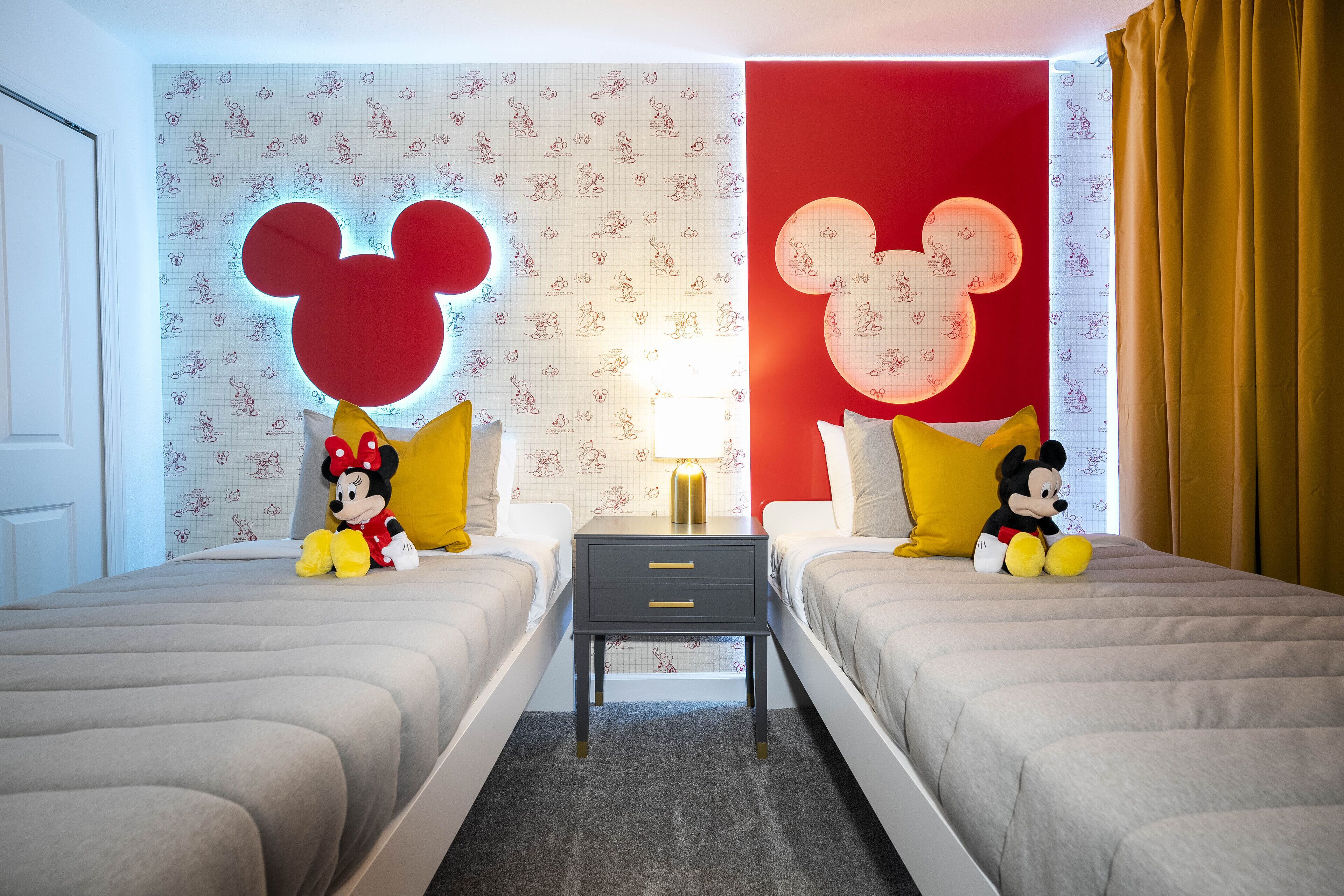 Perfect 4BD/3BTH Townhome near Disney World