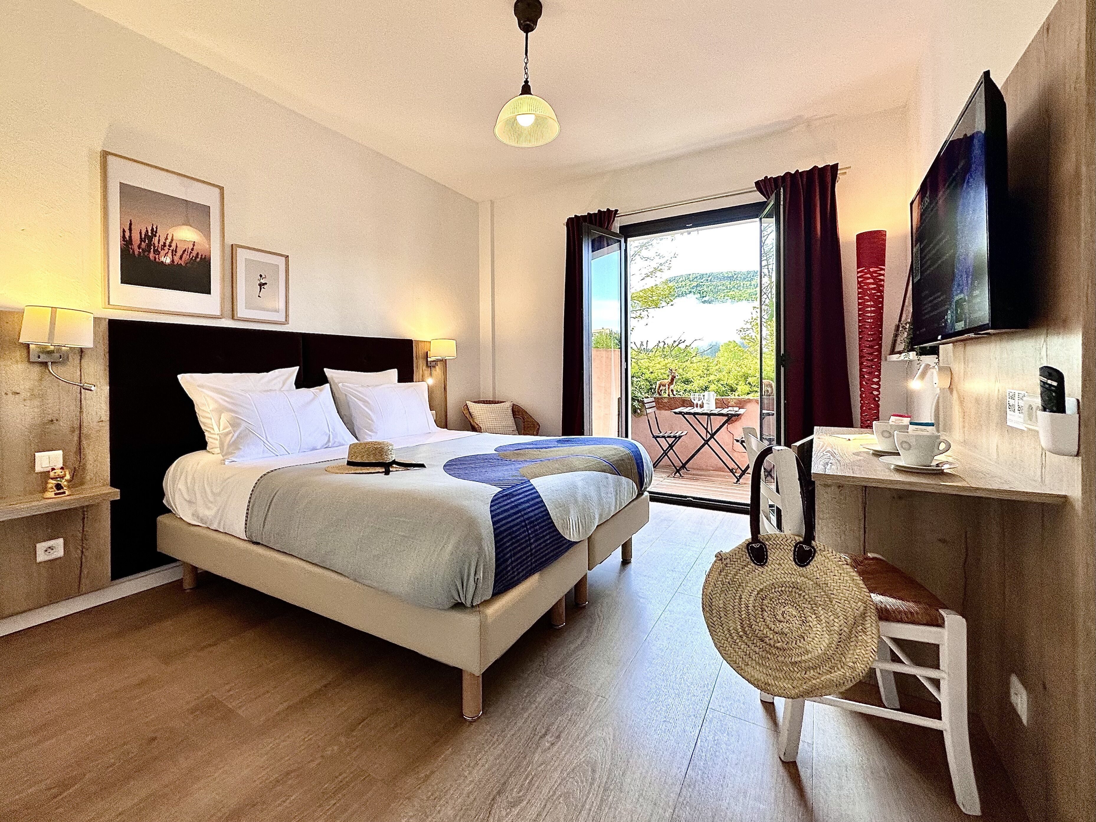 Superior Double Room | Premium bedding, pillow-top beds, in-room safe, individually decorated