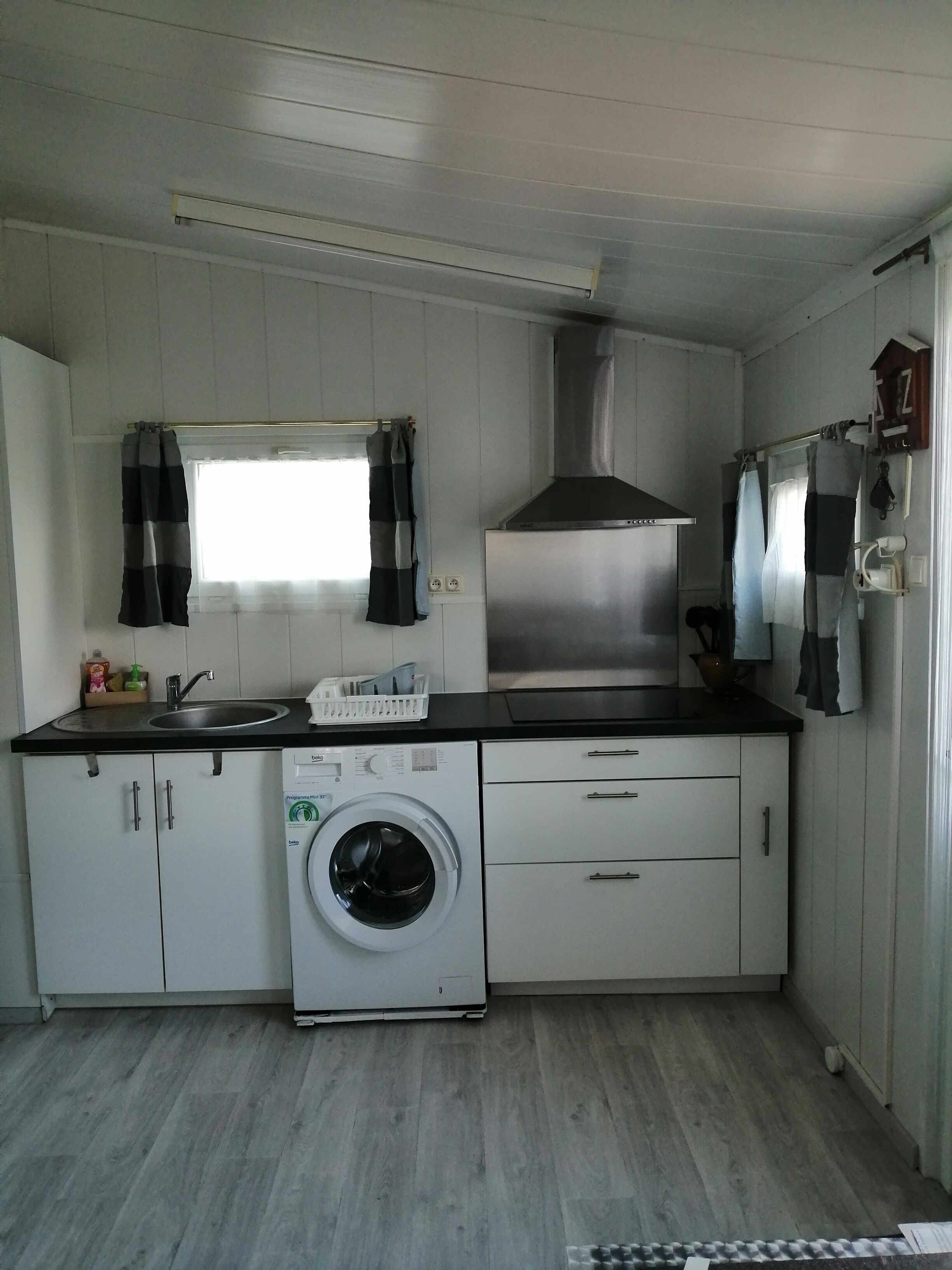 SOUS  LE  SOLEIL  DE LA  PROVENCE