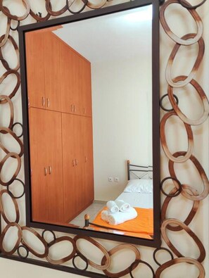 2 bedrooms, soundproofing - Bellavista House in Monolithos Rhodes (Rhodes)