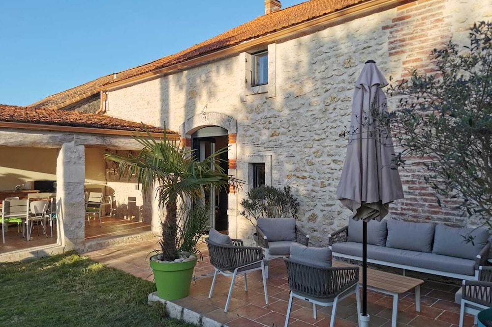 Villa Lucie - 15mn From the Beaches Swimming Pool Summer Kitchen