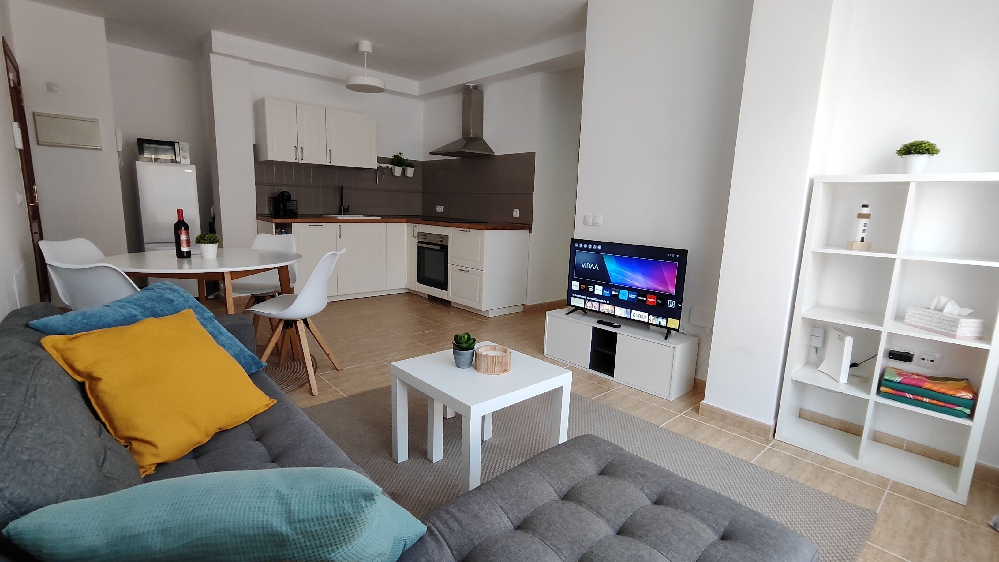 Puipana Apartment, 2 bedrooms, ocean view, roof terrace