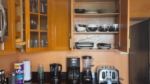 Private kitchen - Montego Bay-Island Escape-Free-Shuttle (Montego Bay)