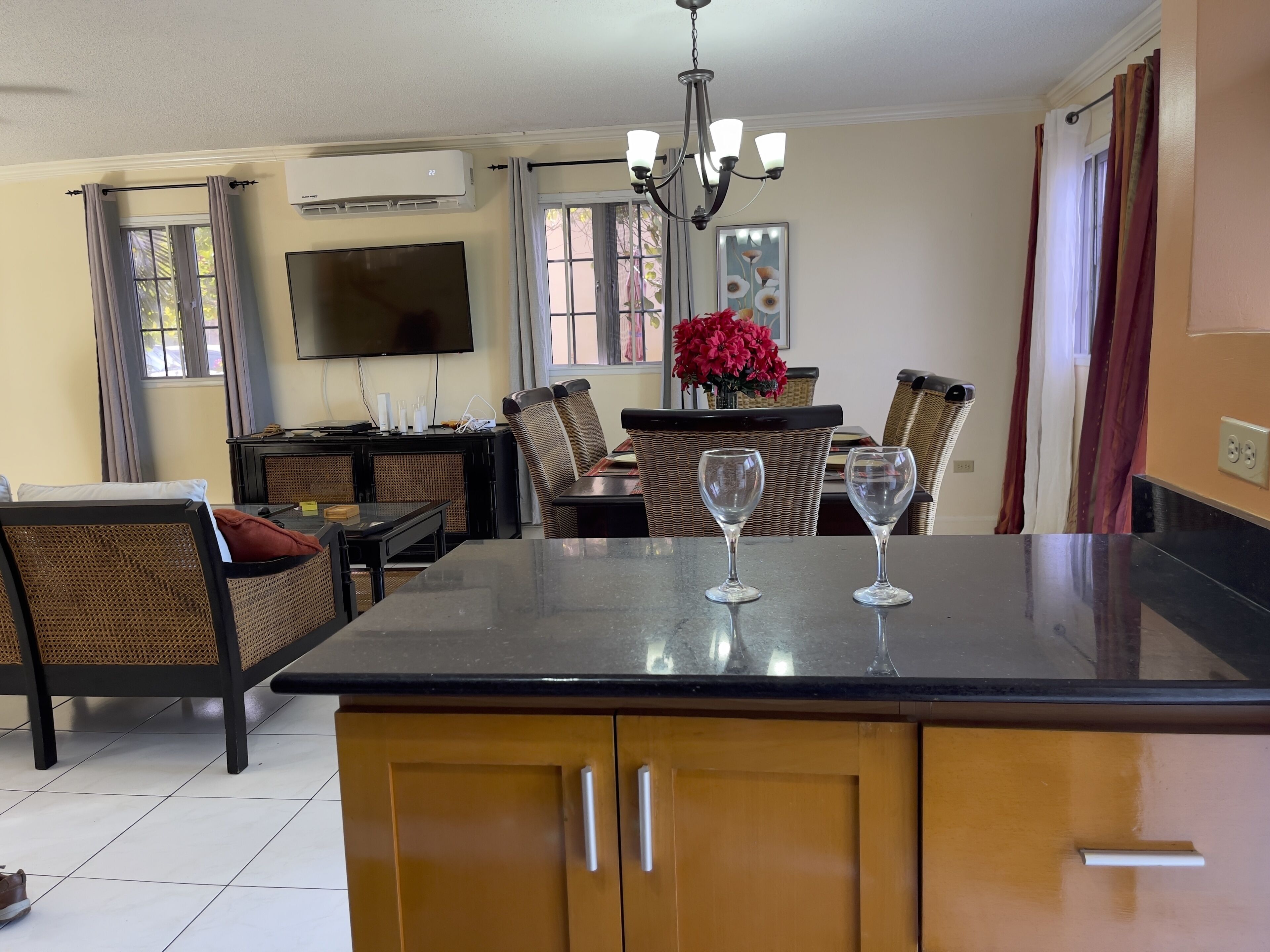 Panoramic Apartment, 2 Bedrooms, Ocean View, Sea Facing | Living area | 1-inch TV with digital channels